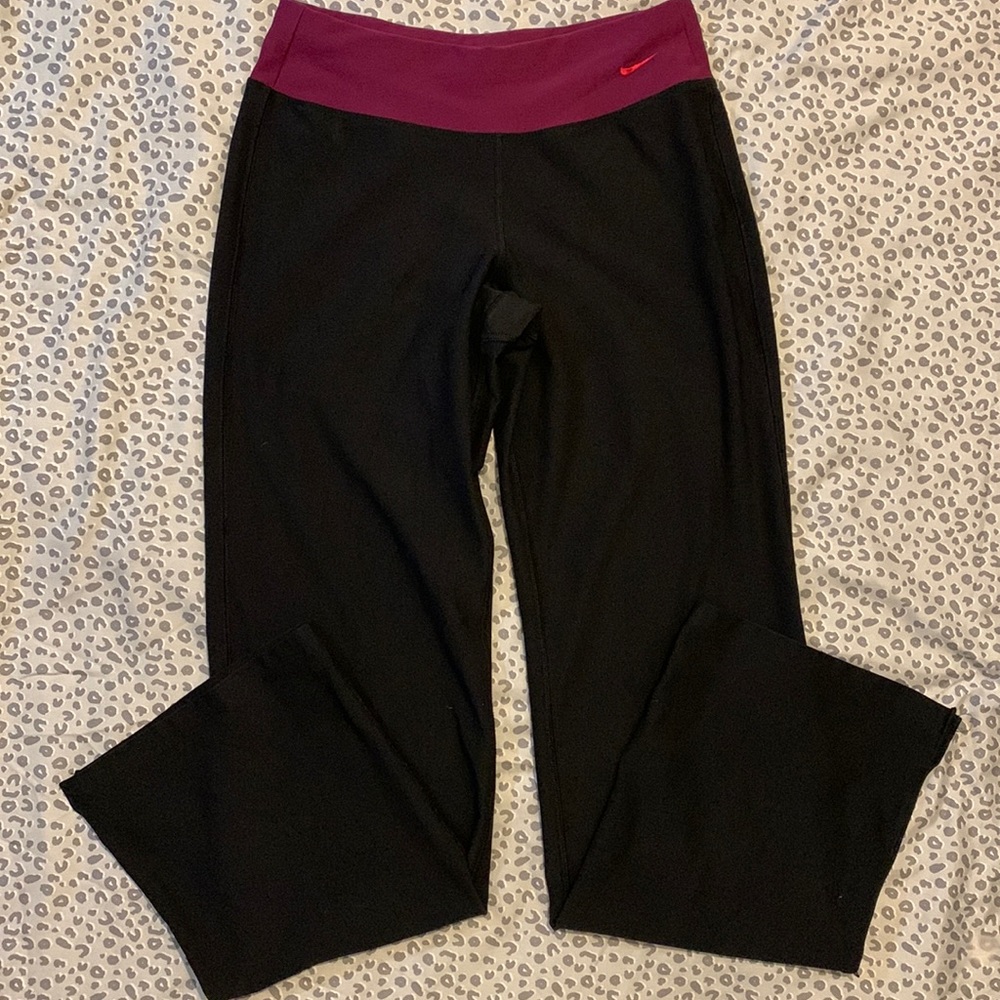 Women Nike Athletic Yoga Pants